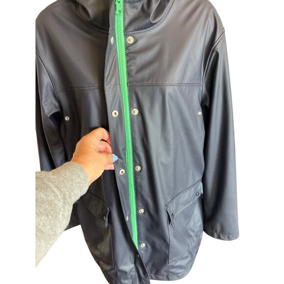 Lands End Hooded Rain Jacket Womens M 10-12 Rubberized Waterproof Green Lining - Picture 4 of 11